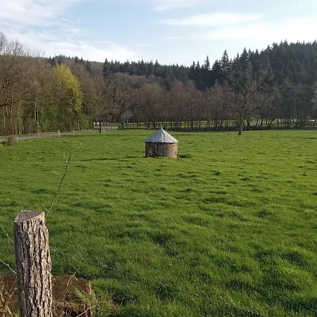 Bed and Breakfast Le Vieux Noyer Nassogne